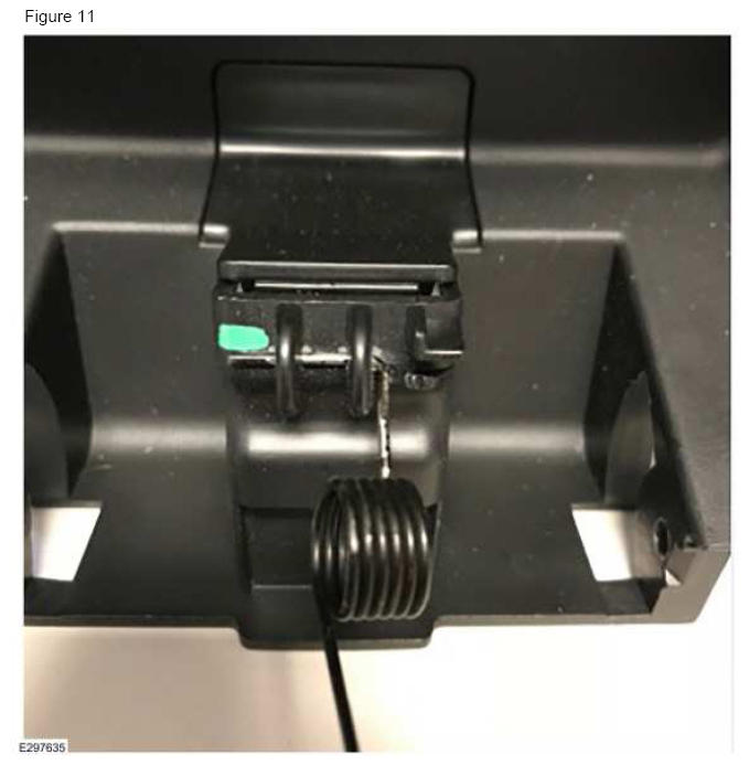 G12279371
